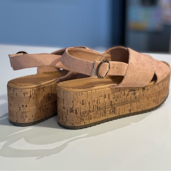 Pink Faux Suede 3 Inch Platform Sandals- 6W - Picture 2 of 7